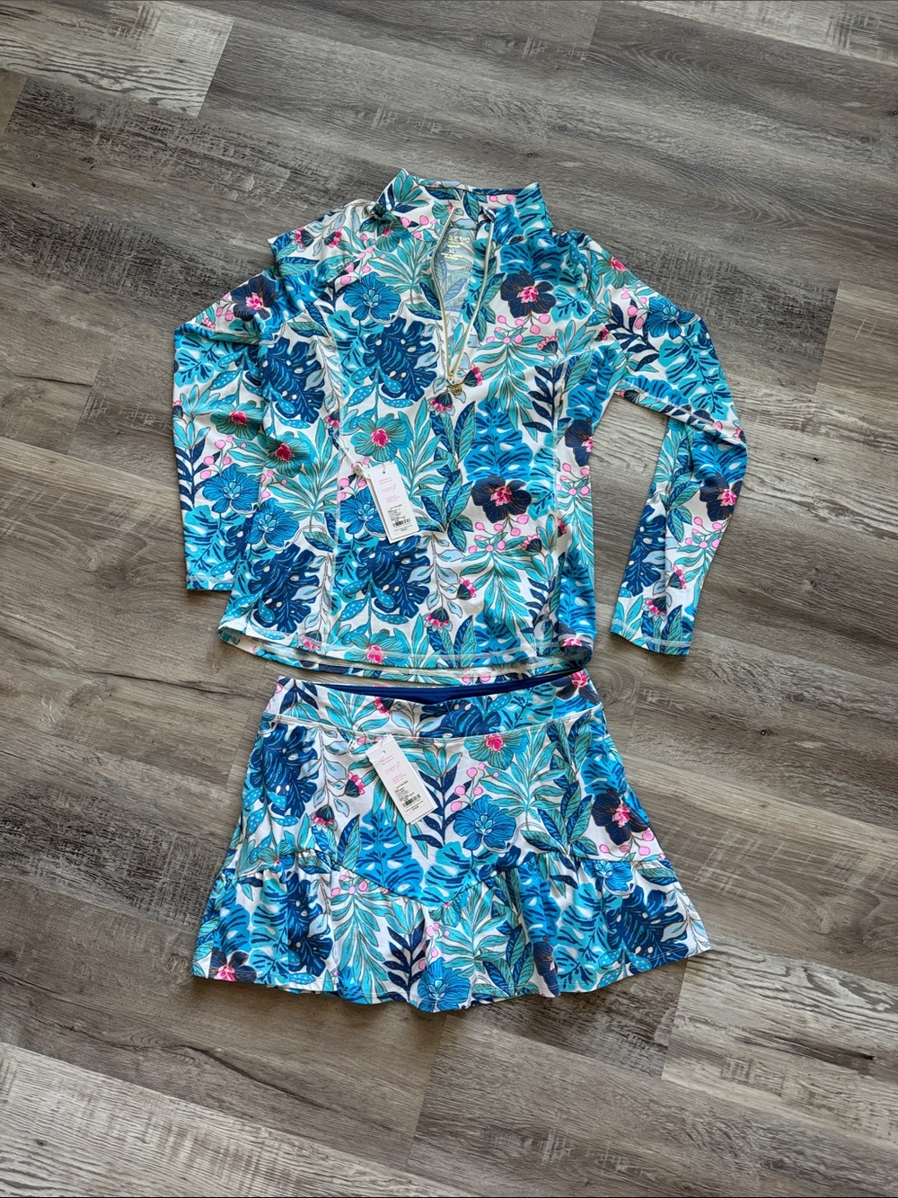 Lilly Pulitzer Justine half zip and matching skort breezy Aqua